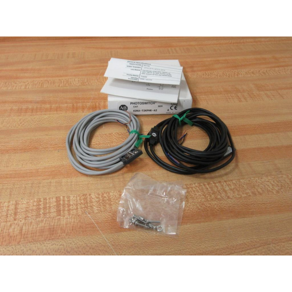 Allen Bradley 42KA-T2KPHK-A2 Photoswitch 42KAT2KPHA2 Allen Bradley 42KA-T2KPHK-A2 Photoswitch 42KAT2KPHA2