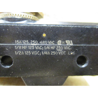 Selecta SS71-BZ-2RQ18-A2-BG Micro Switch Snap Switch BZ-2RQ18-A2