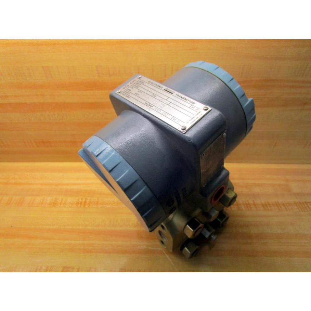 Foxboro 823DP-I3K1NL2-M Electrical Transmitter 823DPI3K1NL2M - Used Foxboro 823DP-I3K1NL2-M Electrical Transmitter 823DPI3K1NL2M - Used