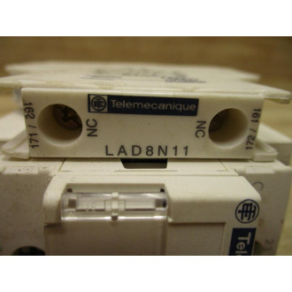 Schneider Electric CAD50E7 Telemecanique Relay - New No Box