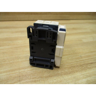 Schneider Electric CAD50E7 Telemecanique Relay - New No Box
