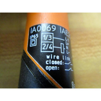 IFM Efector IA0069 Photoelectric Sensor IAE2010-FB0A