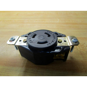Bryant 70620FR Locking Receptacle