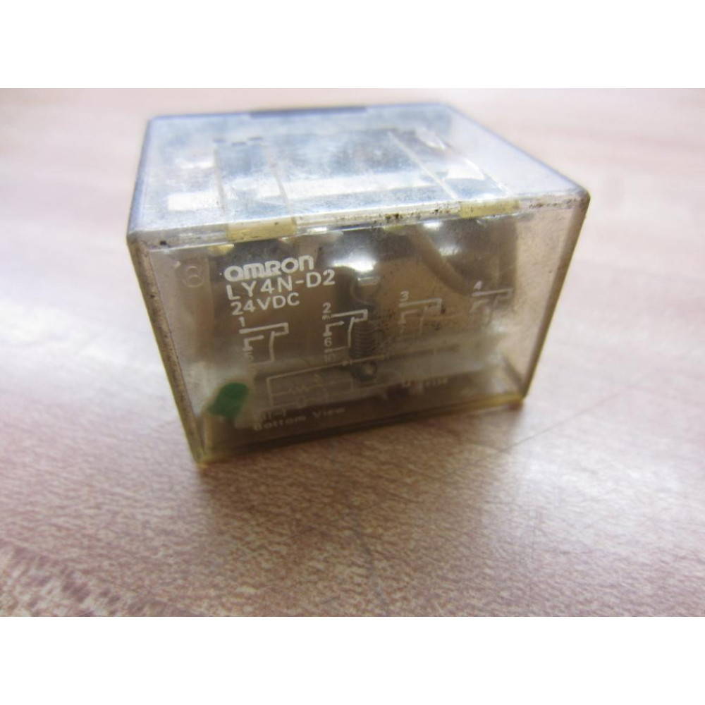 Omron LY4N-D2-24V Relay LY4N-D2-24V DC Coil 24VDC - Used
