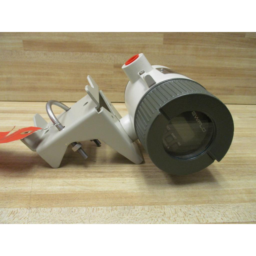 Johnson Yokogawa YFA11-AUPA-02*EFMFTBL Yewflo Vortex Flow Converter YFA11 - New No Box Johnson Yokogawa YFA11-AUPA-02*EFMFTBL Yewflo Vortex Flow Converter YFA11 - New No Box