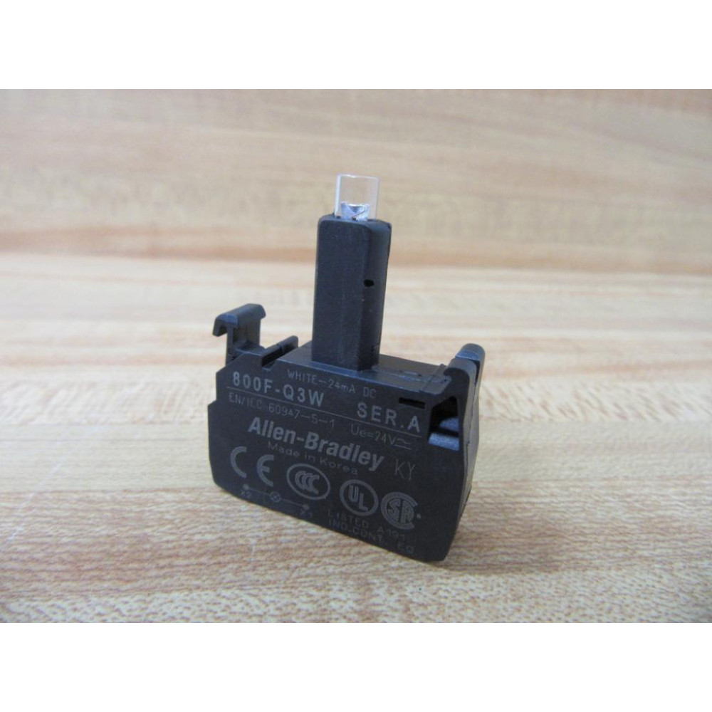 Allen Bradley 800F-Q3W Latch Mount 800FQ3W 24mA DC Ser. A - New No Box