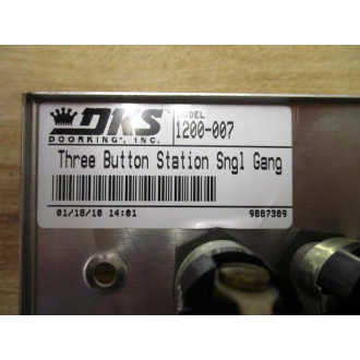 DoorKing 1200-007 Interior Three Button Station DoorKing 1200-007 Interior Three Button Station