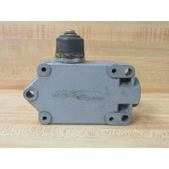Micro Switch AF1-2RN RH Limit Switch WPlunger AF12RNRH - Used