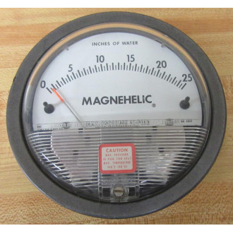 Dwyer 2025 Magnehelic Pressure Gauge Kit WO Hose
