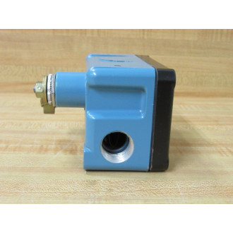 Micro Switch OPD-AR Splash proof Switch wRoller Lever OPDAR