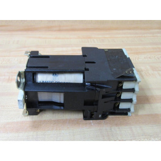 Shamrock Controls TP1-D32 01 BD Contactor TP1D3201BD - Used