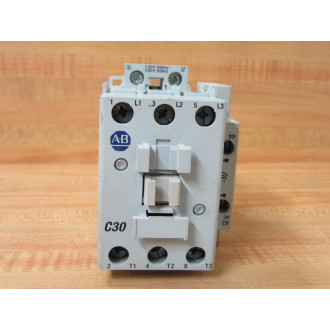 Allen Bradley 100-C30*00 Relay 100C3000 100-C30D00 - Used
