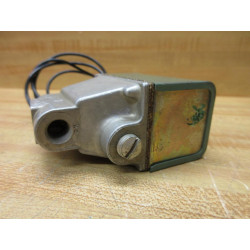 Johnson Controls V-24 Solenoid Air Valve V24 - New No Box
