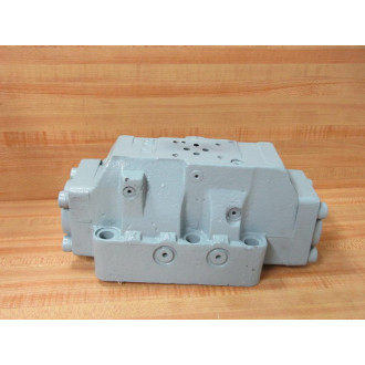 Vickers DG5S 8 33C T M W B 20 Valve DG5S833CTMWB20 - Used