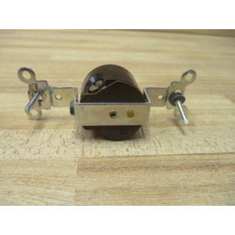 Leviton 4710 Locking Receptacle 515R
