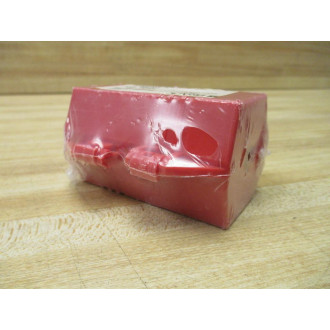 Brady 65674 Plug Lockout