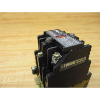 Allen Bradley 700-NM400A1 Relay 700NM400A1 Chipped Corner - Used