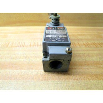 Cutler Hammer E50SN Eaton Limit Switch Body E50 WE50DN1 (1) Roller - Used