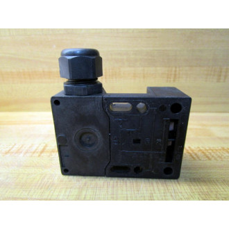 Schmersal AZ-15-ZVR Safety Interlock Switch  AZ15ZVR WO Wires & Key - Used