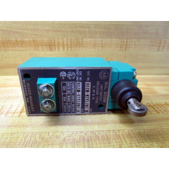 Allen Bradley 802M-KTY12NF Limit Switch WRoller 802MKTY12NF - Used