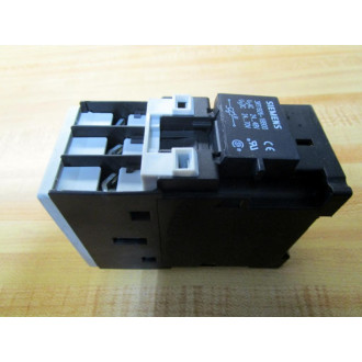 Siemens 3RT1026-1B-4 Contactor 3RT10261B4 G02050*E03* - Used