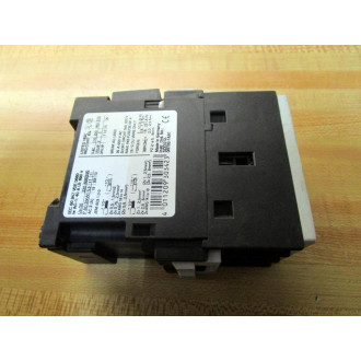 Siemens 3RT1026-1B-4 Contactor 3RT10261B4 G02050*E03* - Used