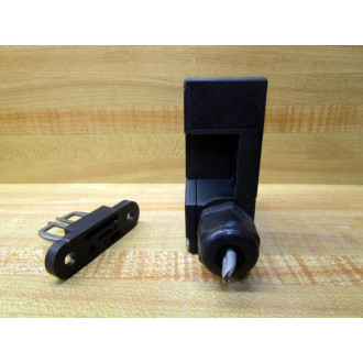 Schmersal AZ-15-ZVR Safety Interlock Switch  AZ15ZVR WActuator Key - Used