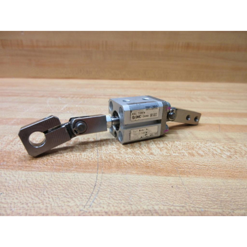 SMC CQSB12-10DCM Compact Cylinder CQSB1210DCM WSwivel Connectors - Used