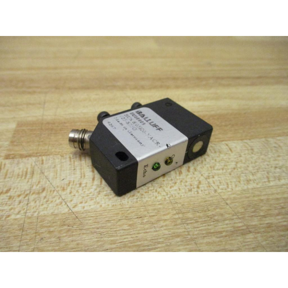 Balluff BUS R05K0-XACR-025-S75G Ultrasonic Sensor BUS0009 - Used