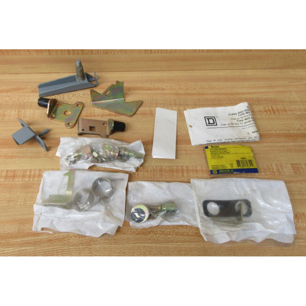 Square D 9423M4L Door Closing Mechanism - New No Box