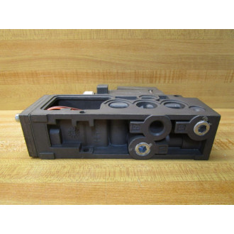 Numatics 082RS125U016W00 Pressure Regulator 081RS100U000000 - Used
