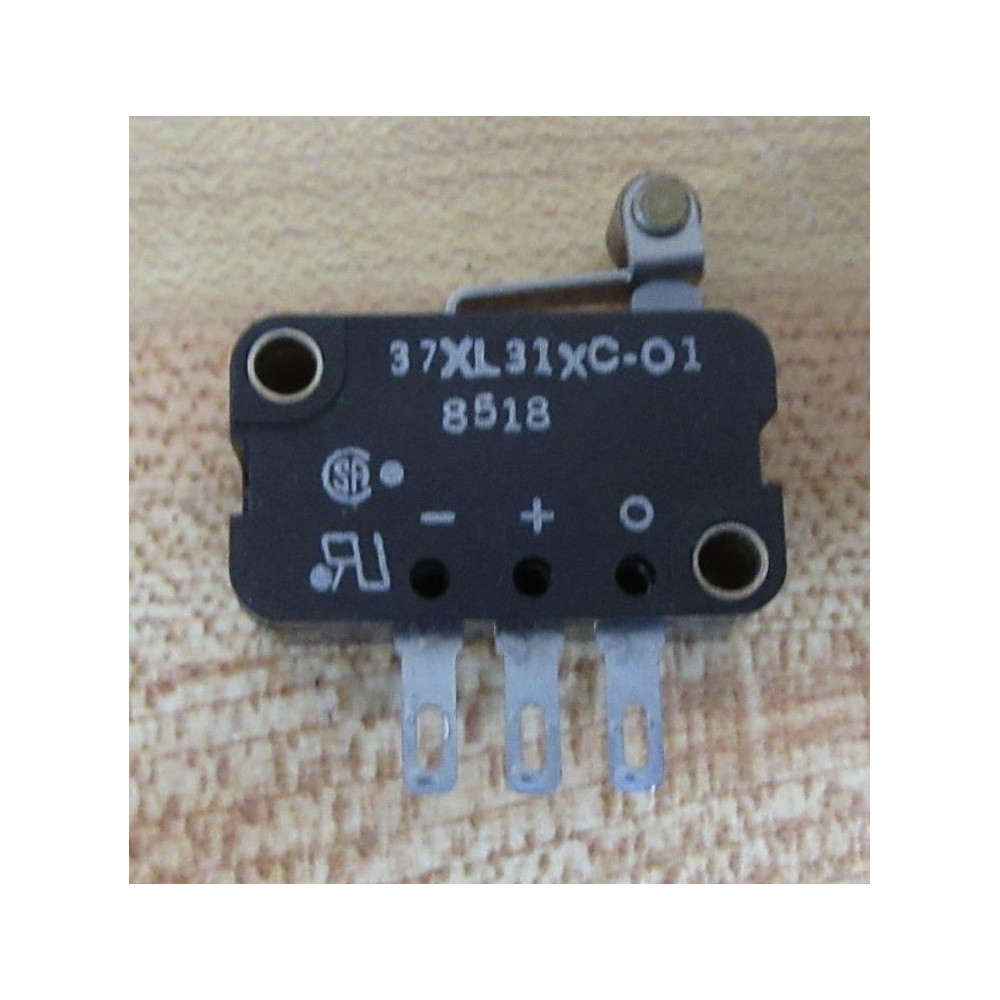 Micro Switch 37XL31XC-01 Snap Switch 37XL31XC01 WRoller Lever - New No Box
