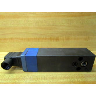 Oilgear L247579-001 Valve  P2C-0-S-.26 - Used