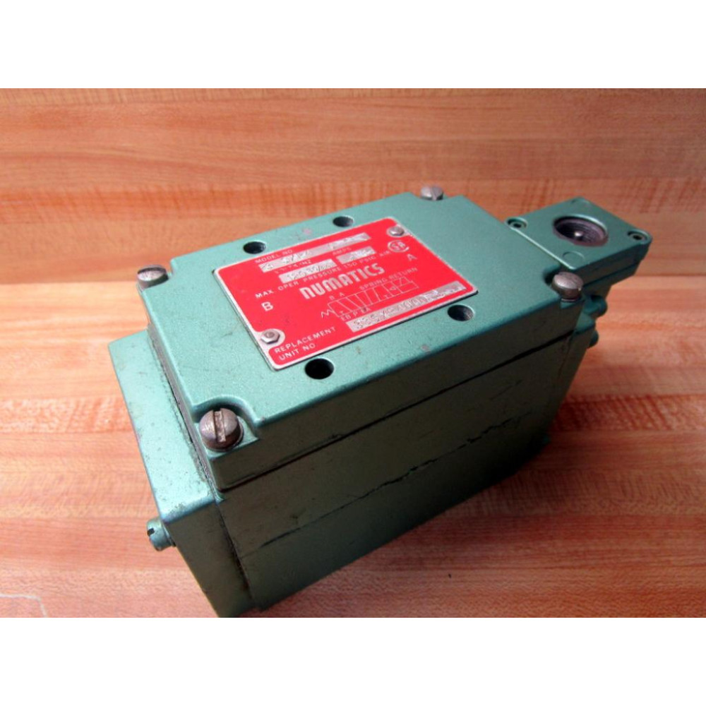 Numatics 3 SXP4 0 Valve 33SXP4000 - Used