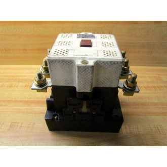 Fuji Electric SC-6N 125 Magnetic Contactor SC-6N Cracked Housing - Used