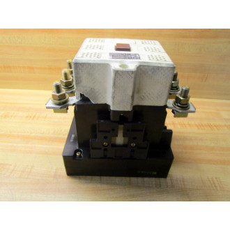 Fuji Electric SC-6N 125 Magnetic Contactor SC-6N Cracked Housing - Used