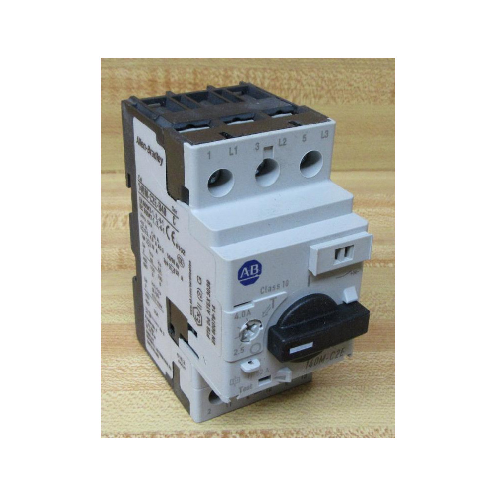 Allen Bradley 140M-C2E-B40 Circuit Breaker 140MC2EB40 Ser C 140M-C-AFA11 - Used