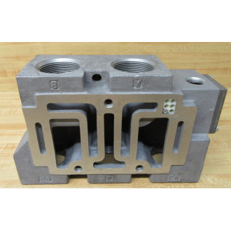 Numatics 005 131B Manifold 005131B - Used