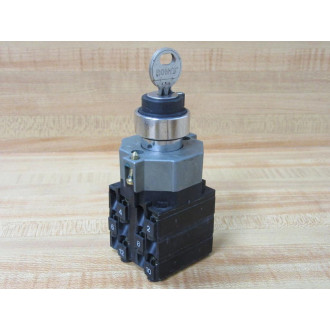 Telemecanique XBCD10612S11 Switch XBC D10612S11 12HP - Used