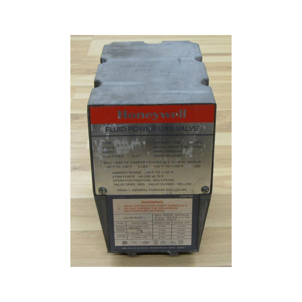 Honeywell V4055A 1031 3 Gas Valve V4055A10313 - Used