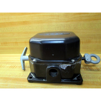 Rees 04944-000 Cable Operated Switch 04944000 BlackW-Handle - Used