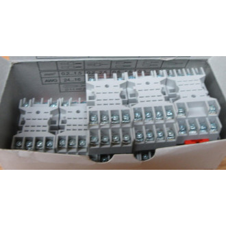 SchneiderMagnecraft 70-461-1 Relay Socket 704611 (Pack of 8)