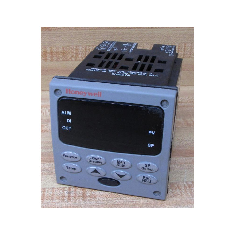 Honeywell DC3200EE000R20000000E00 UDC3200 Controller - Used Honeywell DC3200EE000R20000000E00 UDC3200 Controller - Used