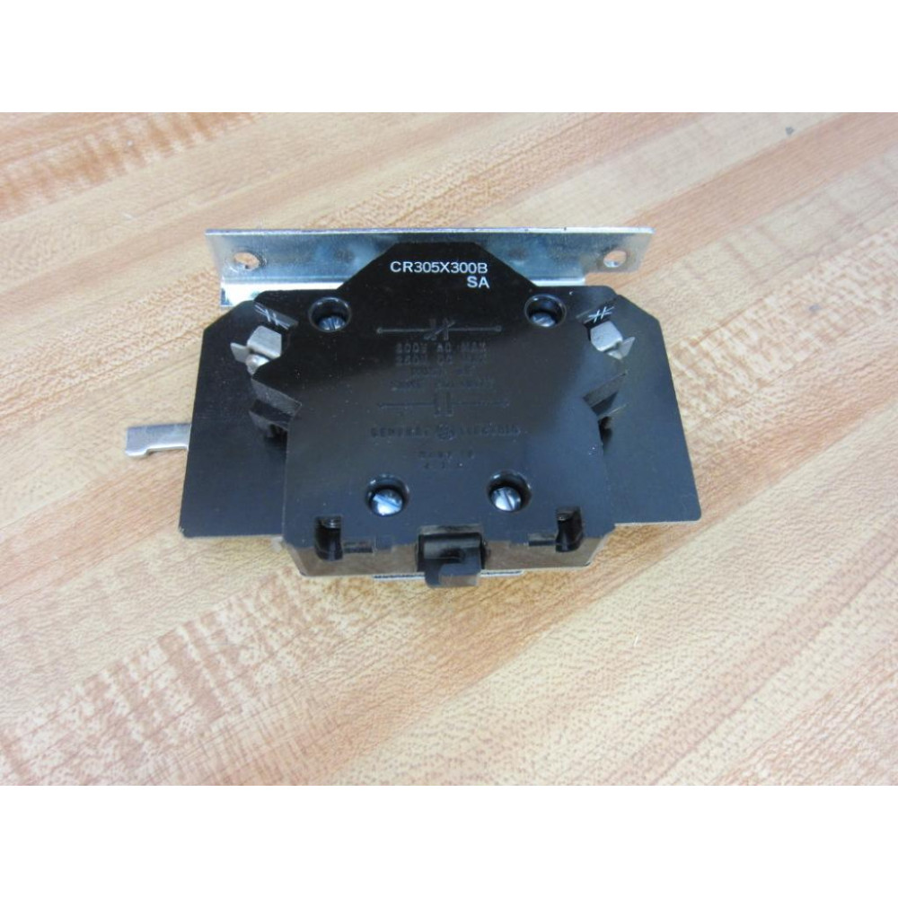 General Electric CR305X300B Auxiliary Contact Kit - Used