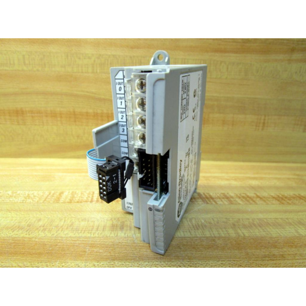 Allen Bradley 1762-OF4 IO Module 1762OF4 WO Front Cover - Used Allen Bradley 1762-OF4 IO Module 1762OF4 WO Front Cover - Used