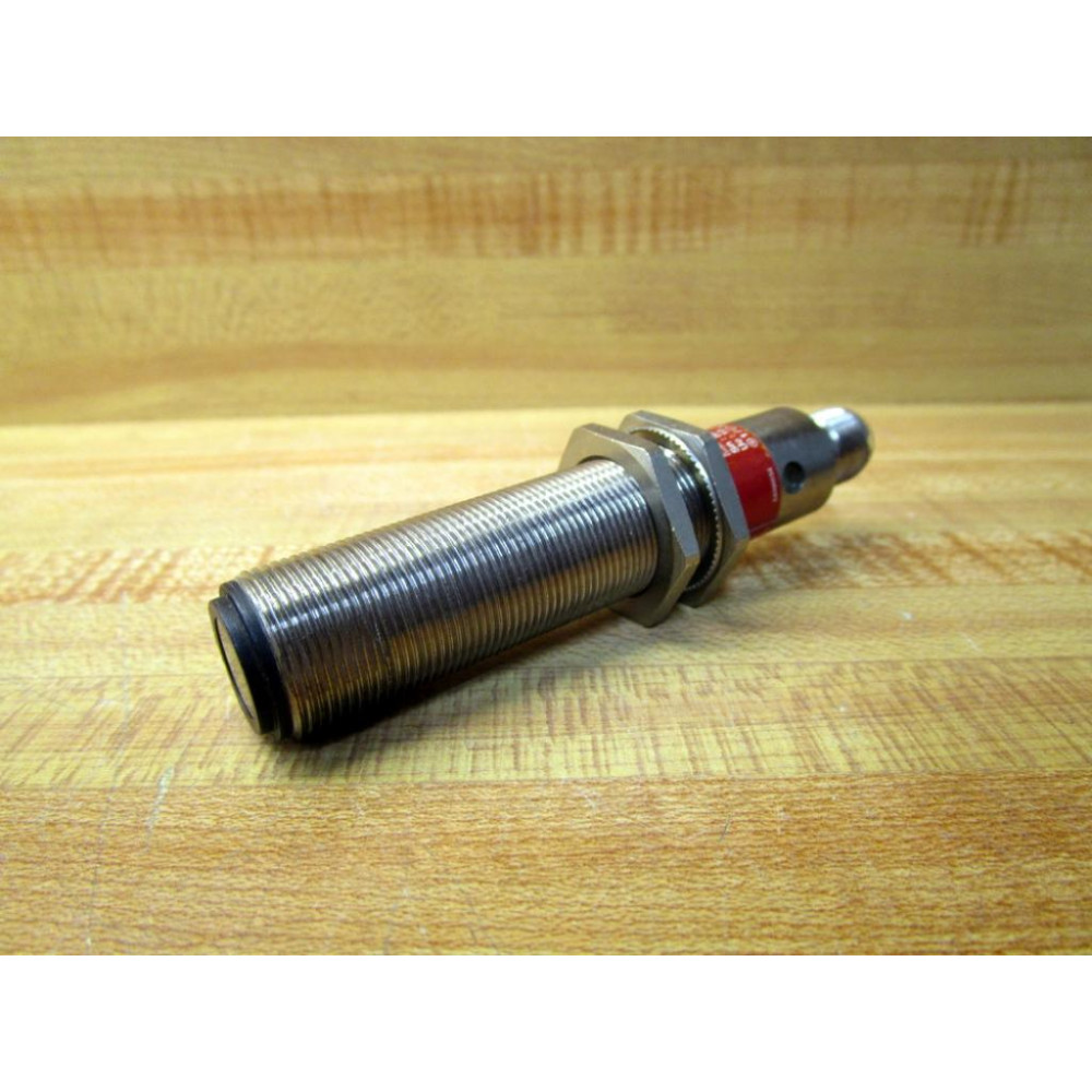 Telemecanique XU2-S18KP340D-T Photoelectric Sensor XU2S18KP340DT - Used Telemecanique XU2-S18KP340D-T Photoelectric Sensor XU2S18KP340DT - Used