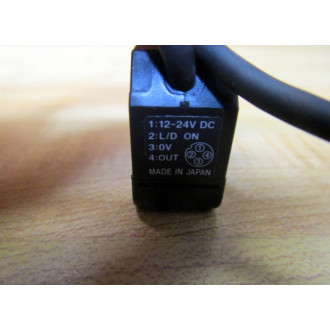 Keyence PZ-V73P Photoelectric Sensor PZV73P Small Tear In Cable - Used