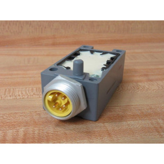 Cutler Hammer E51SCL6PC-R Photoelectric Sensor Body E51SCL6PCR Base - New No Box