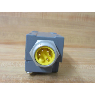 Cutler Hammer E51SCL6PC-R Photoelectric Sensor Body E51SCL6PCR