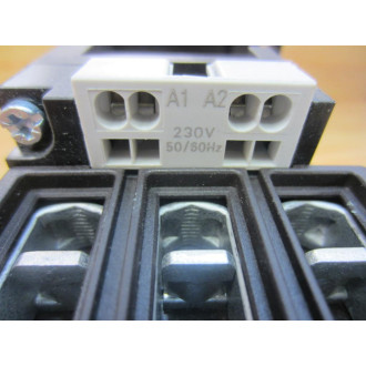 Siemens 3RT1034-3AL20 3P Power Contactor 3RT10343AL20